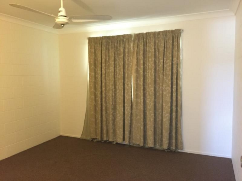 2/274 Carlton Street, Kawana QLD 4701